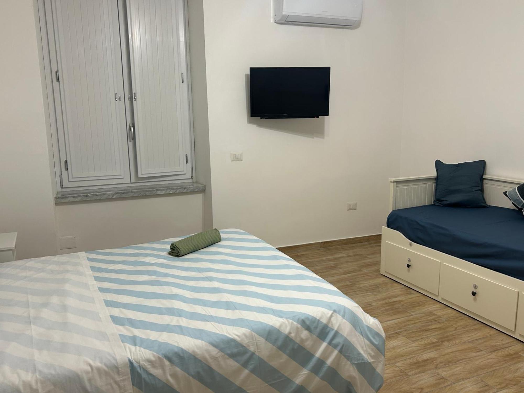 Suite Di Giordy Napoli Centro Eksteriør bilde